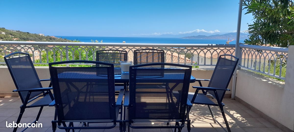 APPARTEMENT TYPE 2 PERSONNES REZ DE JARDIN 44m2, VUE MER ENTIEREMENT MEUBLE, EQUIPE ET CLIMATISE, DRAPS FOURNIS, TERRASSE DE 19m2 ET PLACE DE PARKING (image 1)