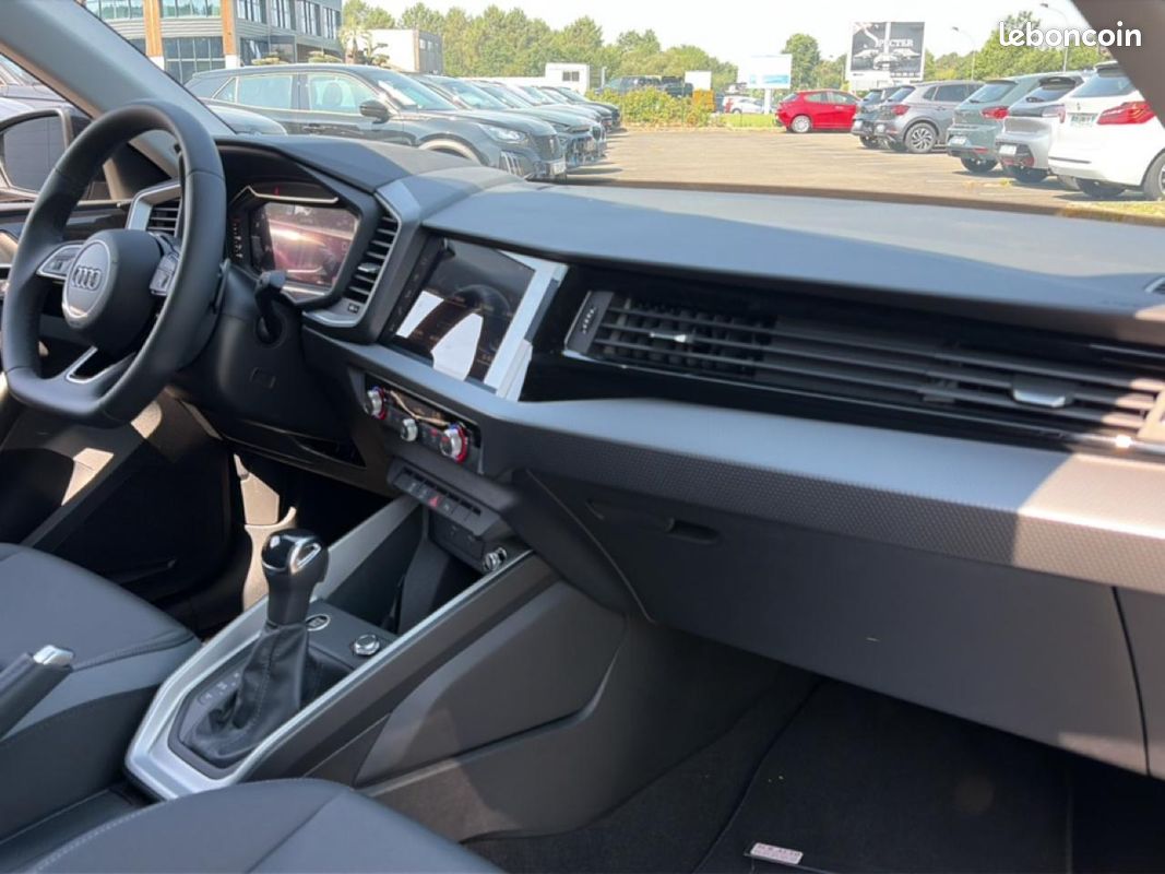 AUDI A1 SPORTBACK 30 tfsi 116 s line s tronic 7 (image 13)