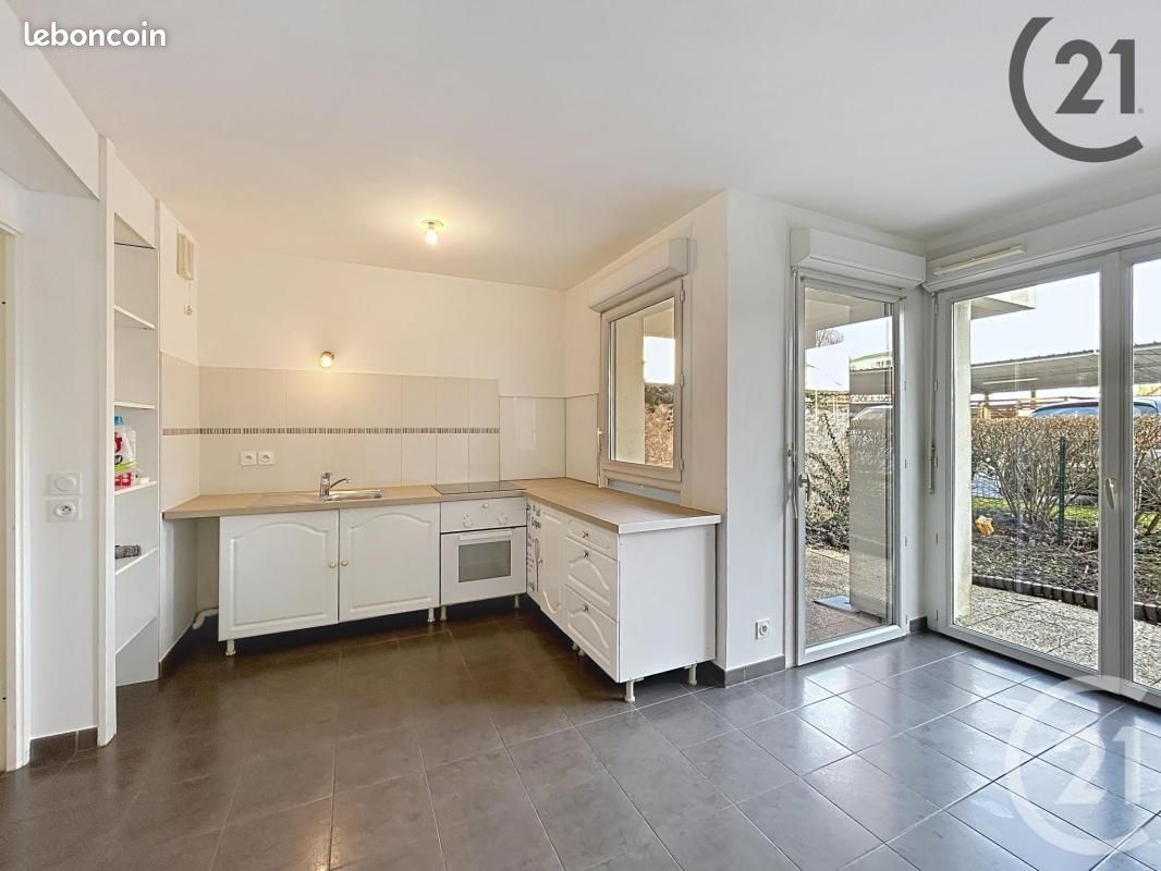 Appartement a louer savigny-le-temple - 1 pièce(s) - 30 m2 - Surfyn