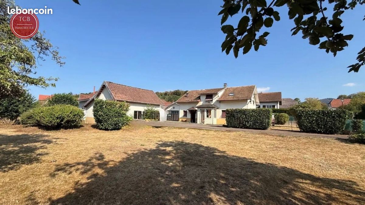 Maison 6 pièces 128 m² · à Étueffont · 128 m² · 196 000 €