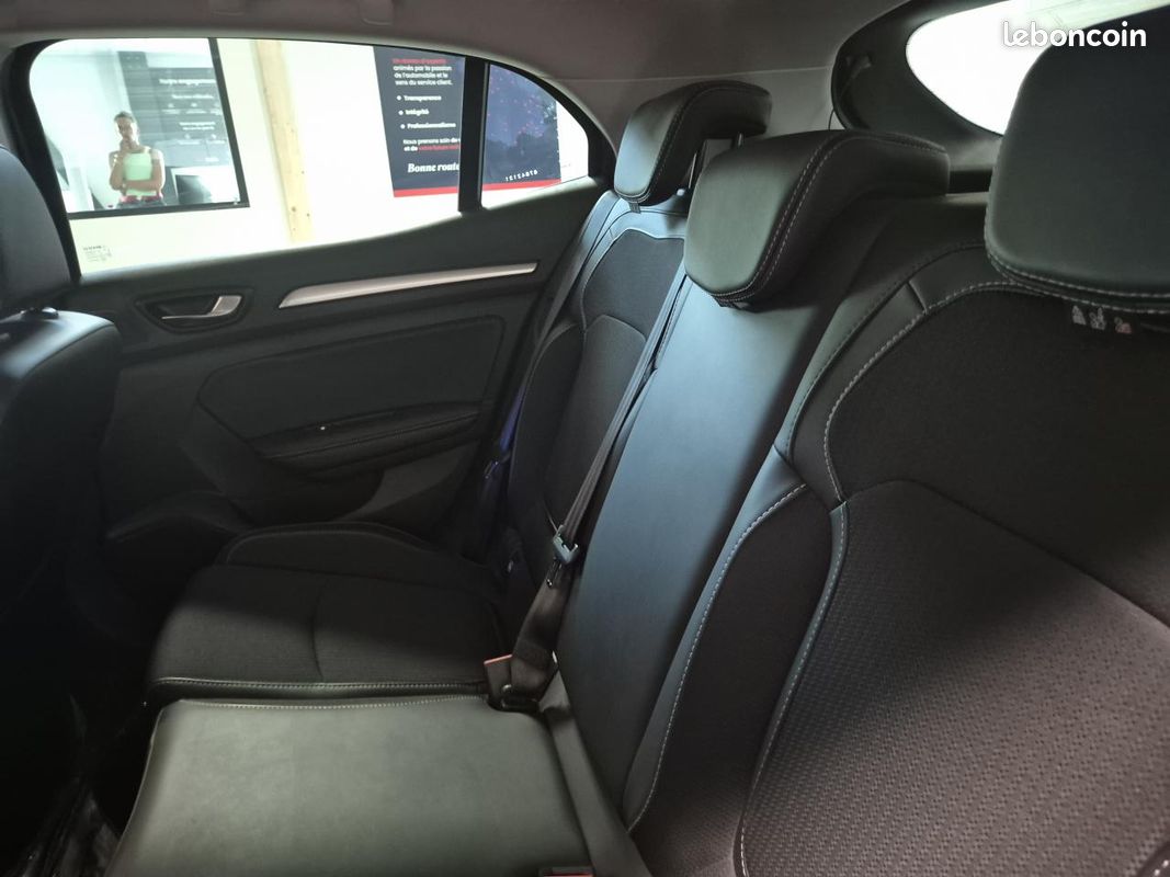 Renault megane 1.6 e-tech 160h 90 phev hybrid intens bva (image 9)