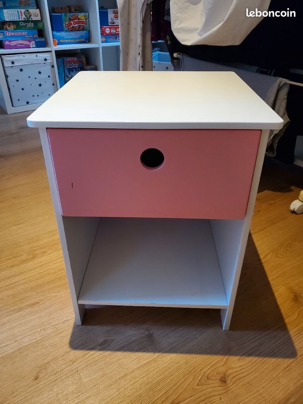 Table de chevet (image 1)