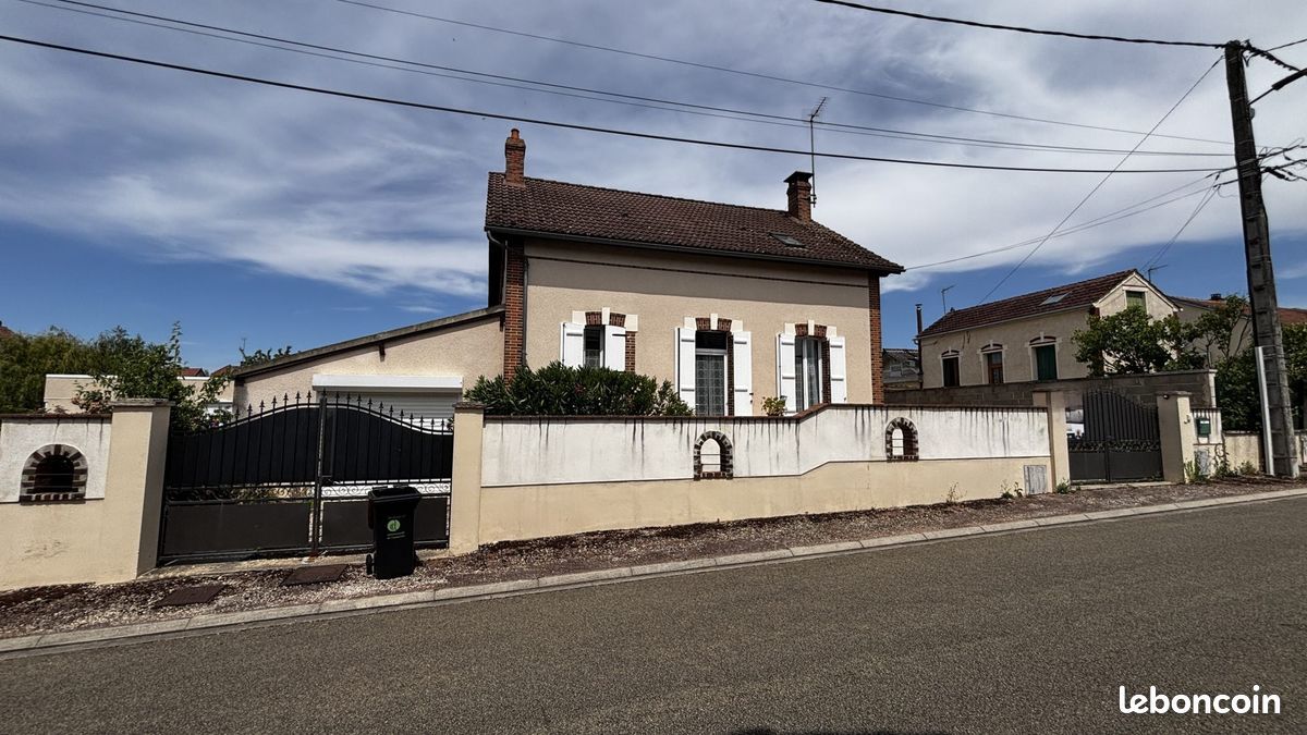 Maison 4 pièces 101 m² · à Auxerre · 101 m² · 158 000 €