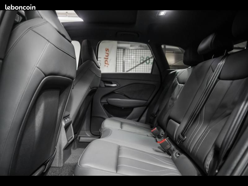 Audi Q3 1.5 e-hybrid 272ch S line S tronic 6 (image 19)