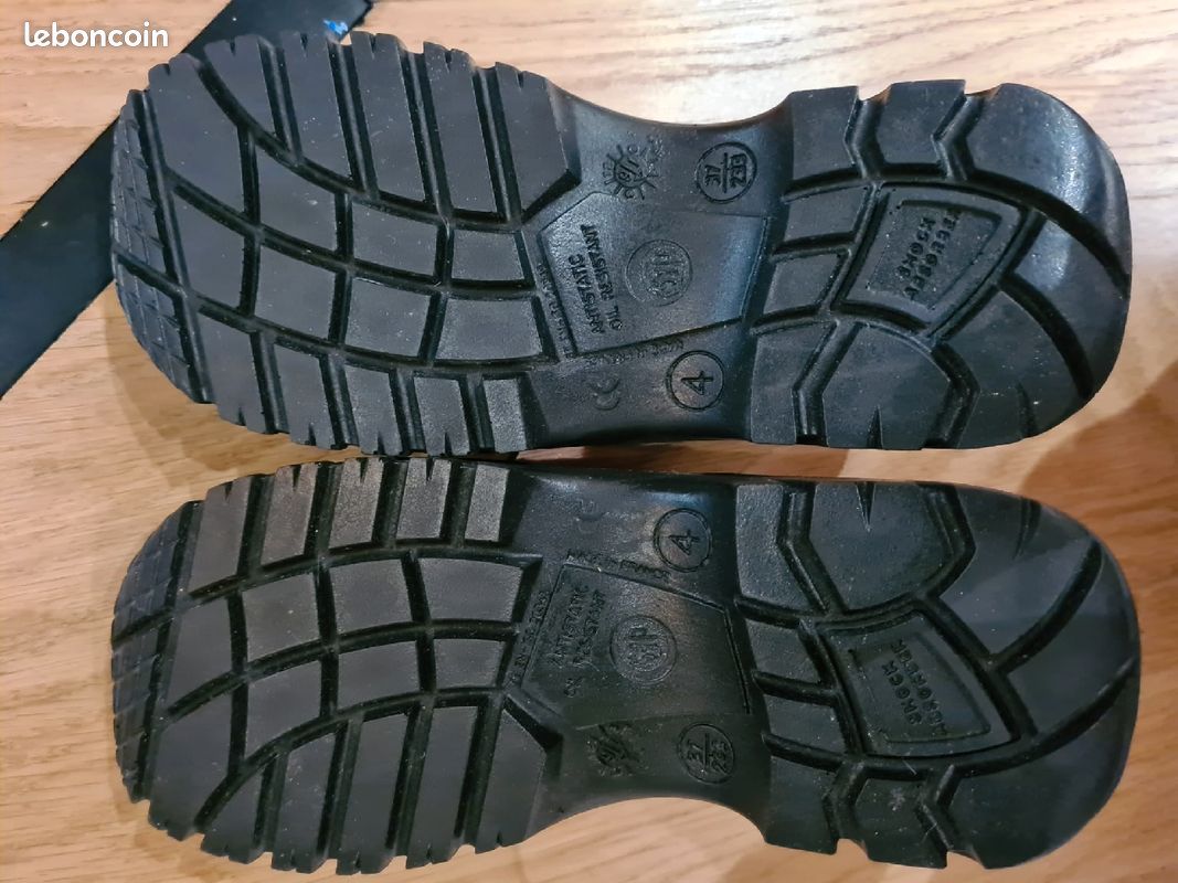 Chaussure de sécurité neuve (image 2)