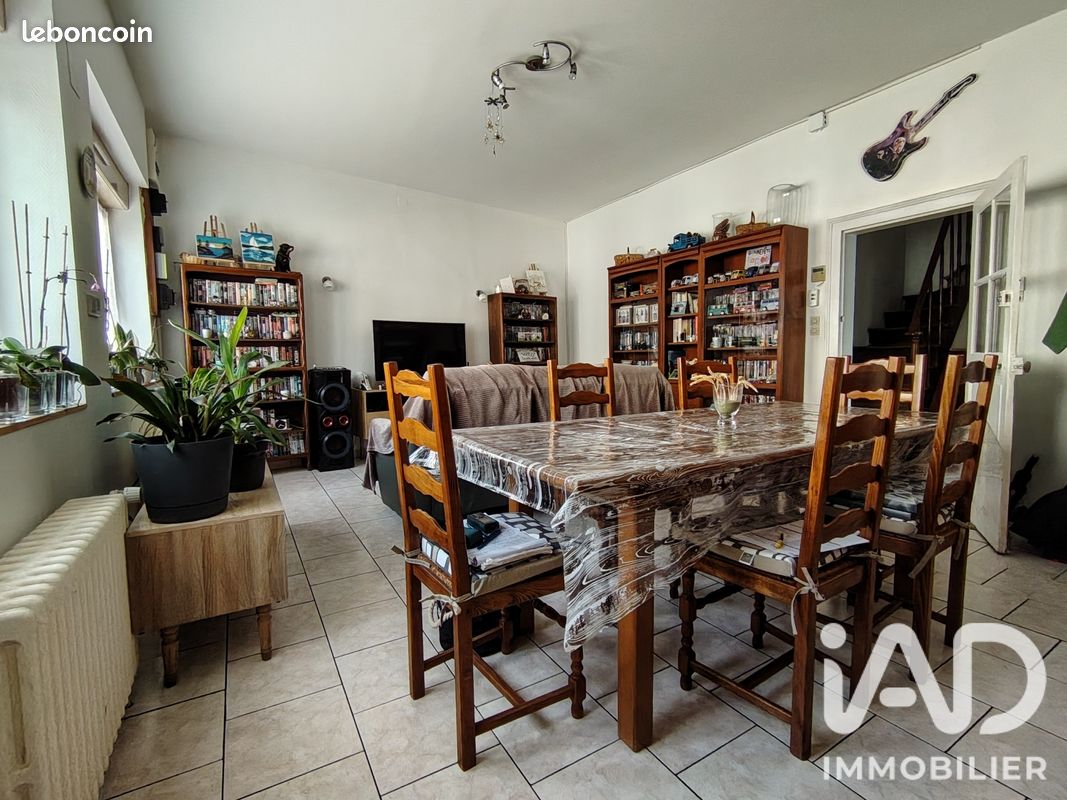 Maison 4 pièces 104 m² · à Saint-Rémy-du-Val · 104 m² · 94 000 €