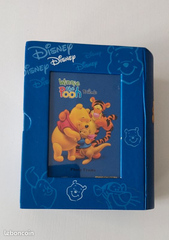 Coffret Pack 2 livres photos Winny l'ourson Disney
Neuf (image 2)