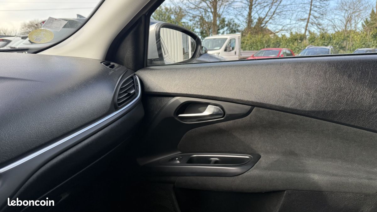FIAT Tipo 1.6 MultiJet 120ch Easy S/S (image 16)
