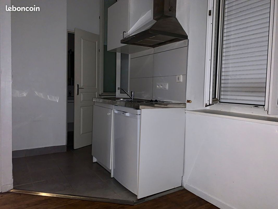 Appartement 1 pièce 15 m² · à Dijon · 15 m² · 335 €/mois