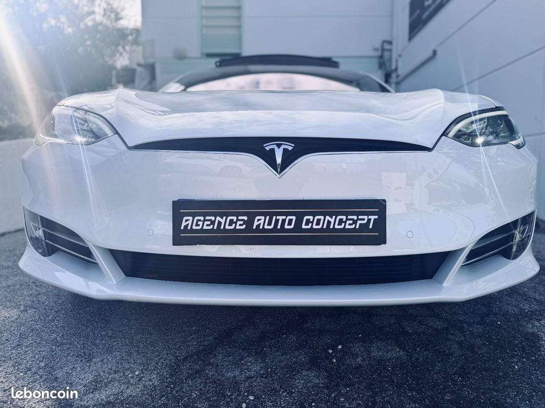 TESLA Model S 320CH BASE + 2EME MAIN + TOIT OUVRANT/PANO + AUTO PILOT + CAMERA DE RECUL + GARANTIE 12 MOIS (image 2)