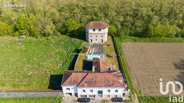 Maison 6 pièces 275 m²