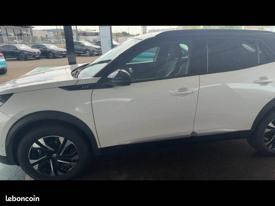 Peugeot 2008 PureTech 130 S&S EAT8 - GT (image 2)