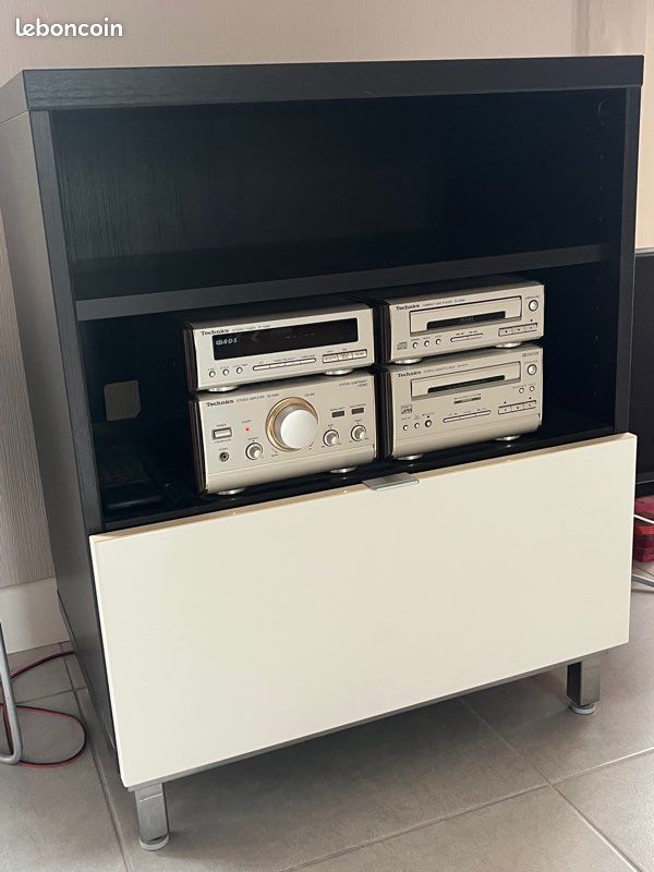 Meuble IKea rangement ou hi-fi (image 1)