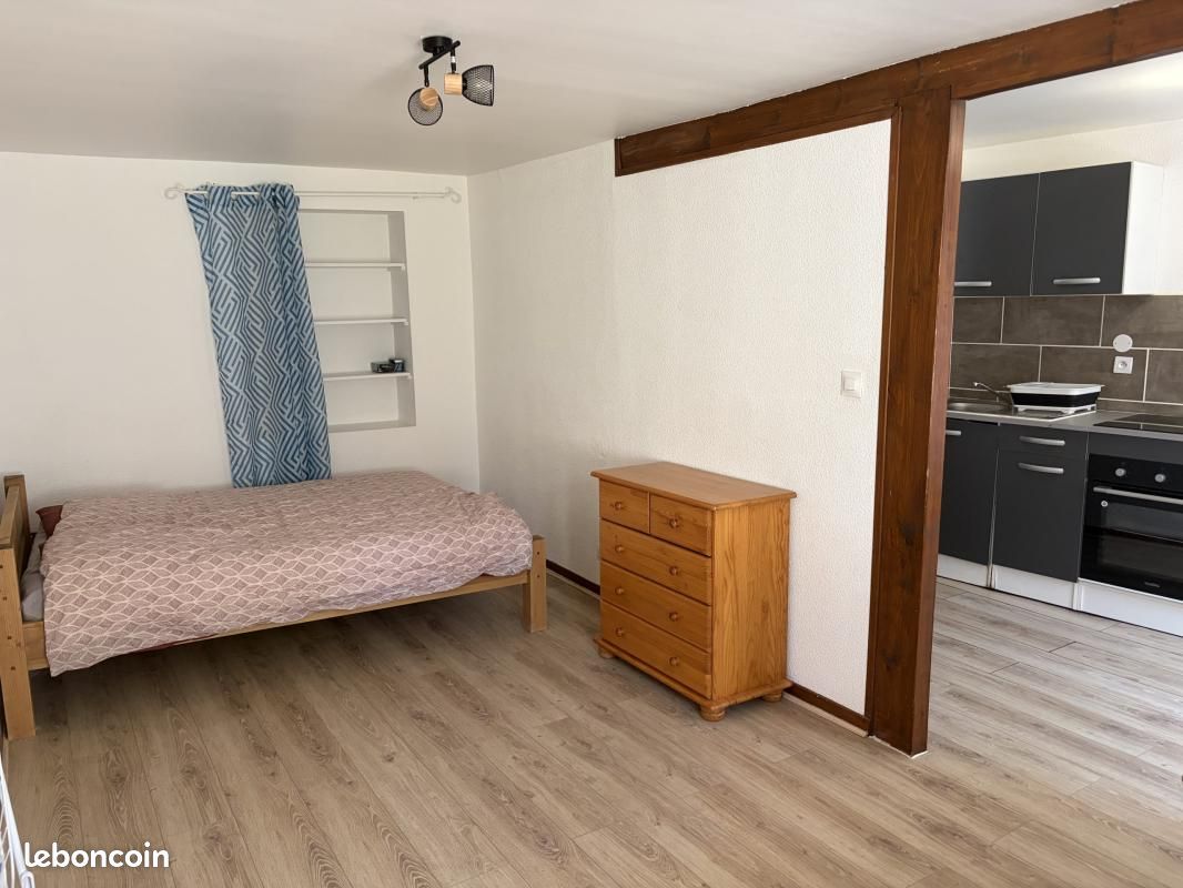 Appartement 1 pièce 23 m² · à Saint-Claude · 23 m² · 335 €/mois