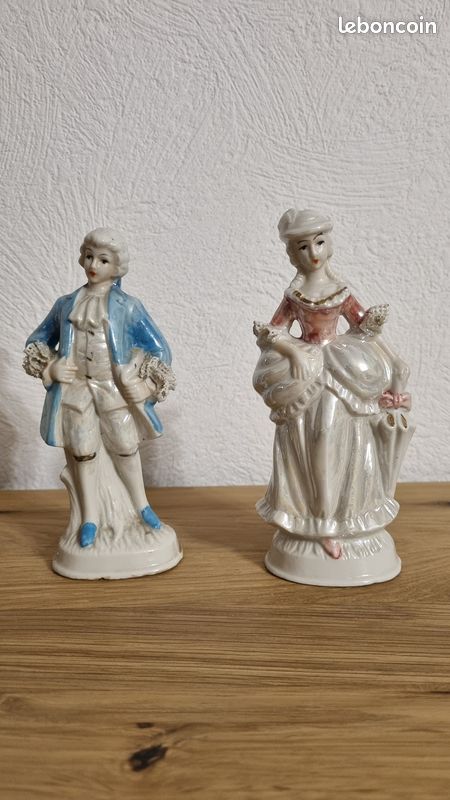 Figurines marquise en faïence polychrome (image 5)