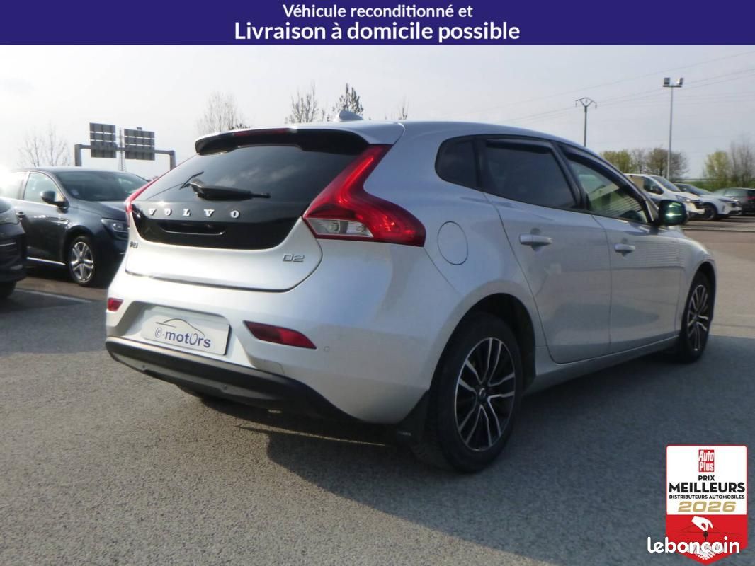 Volvo V40 D2 120 Geartronic 6 - Momentum (image 5)