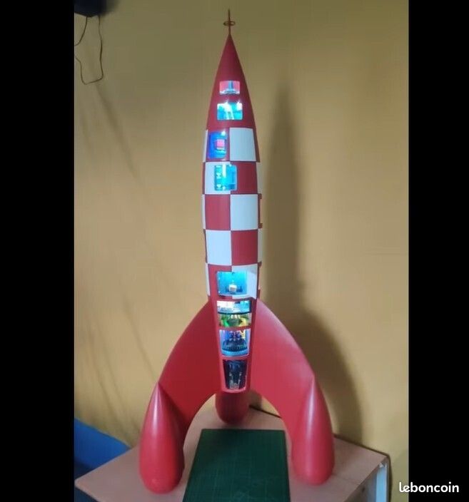 Tintin - Statuette Moulinsart 46405 - La Fusée au décollage