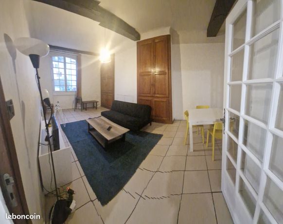 T3 66m² PETIT BAYONNE PANNECAU ETUDIANT MEUBLE SEPT-JUIN 1100 Charges comprises