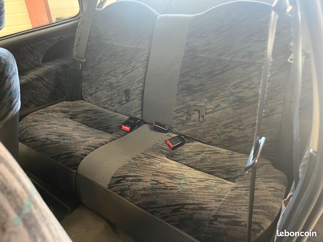 Saxo vts / 85000 km / a restaurer (image 4)