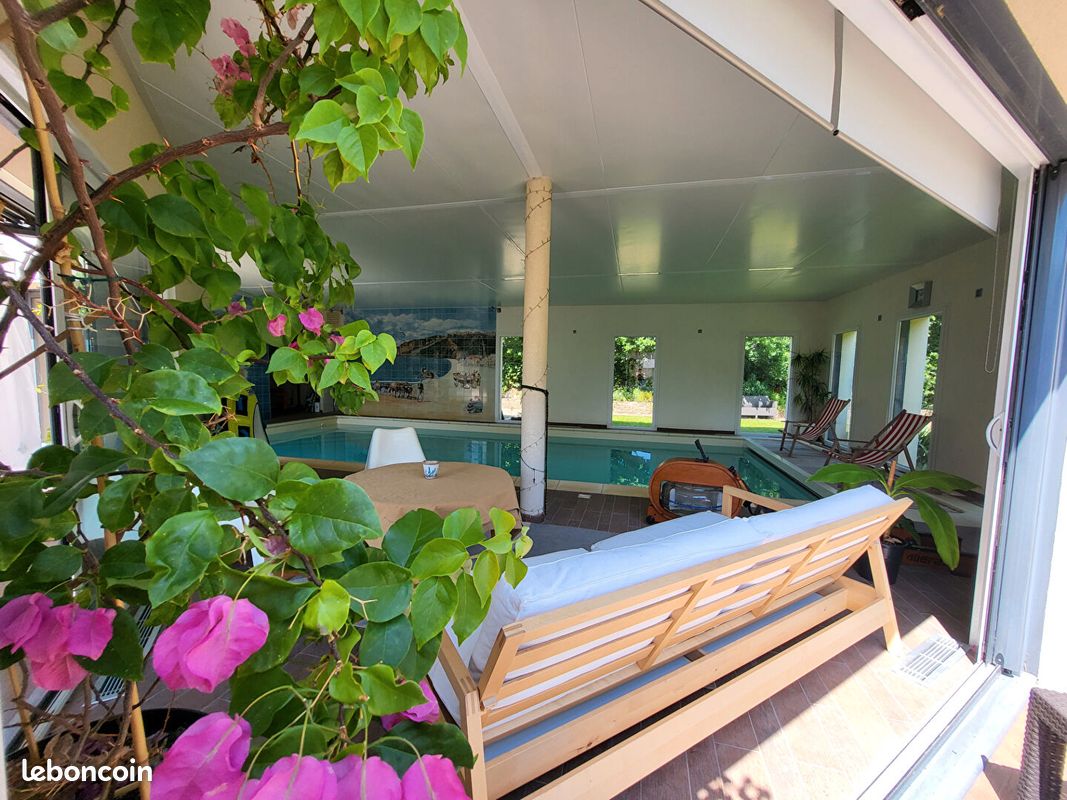 Maison 7 pièces 285 m² · à Bourg-Blanc · 285 m² · 595 000 €