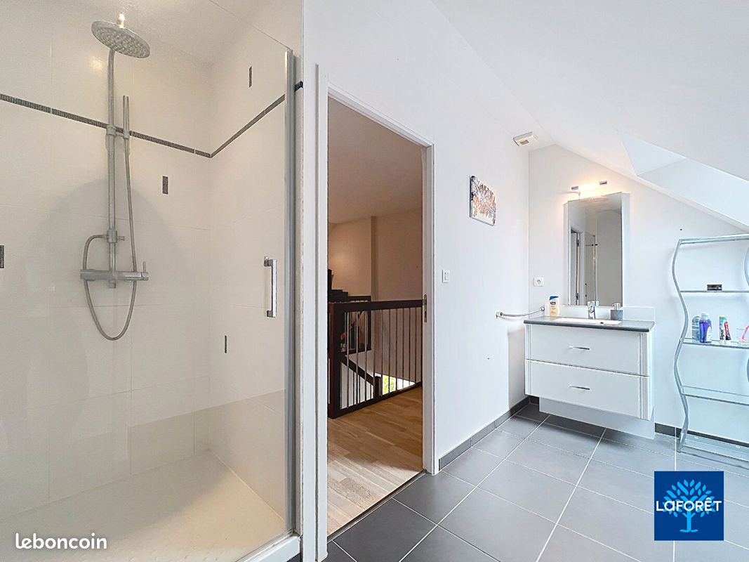 Maison 6 pièces 230 m² (image 12)
