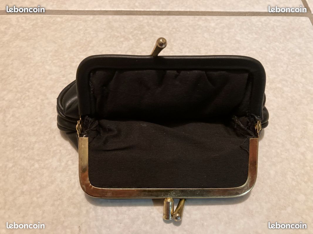 Bourse/porte-monnaie vintage en cuir noir à fermoir doré (image 3)