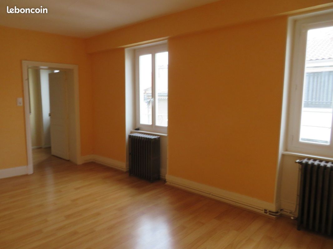 Appartement 4 pièces 80 m² · à Billom · 80 m² · 555 €/mois