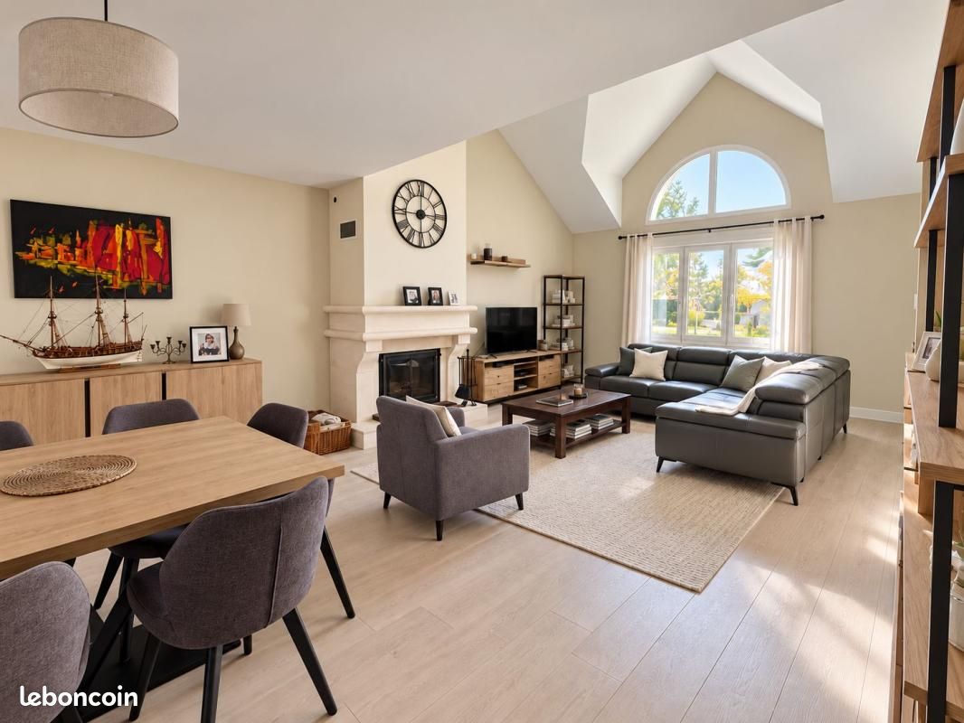 Maison 7 pièces 147 m² · à Montigny-le-Bretonneux · 147 m² · 799 000 €