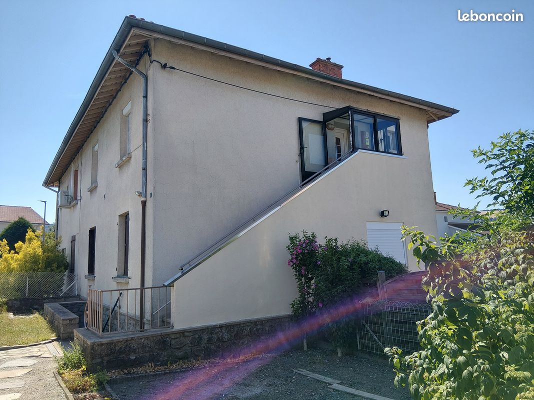 Appartement 3 pièces 93 m² · à La Ricamarie · 92,6 m² · 125 000 €