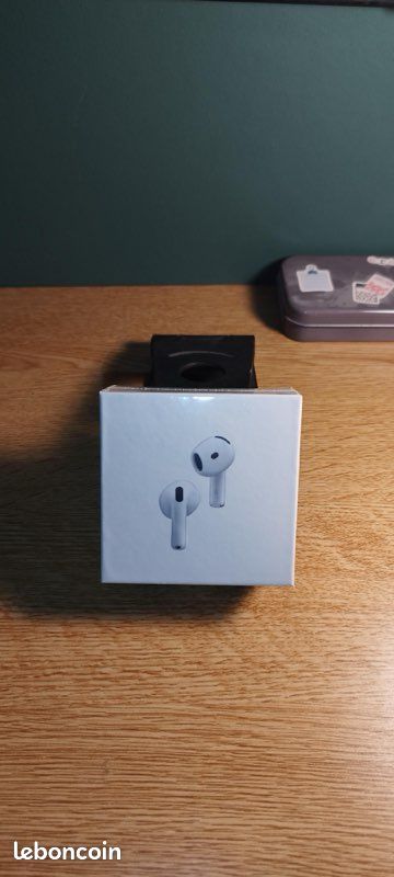 AirPods 4 (image 1)