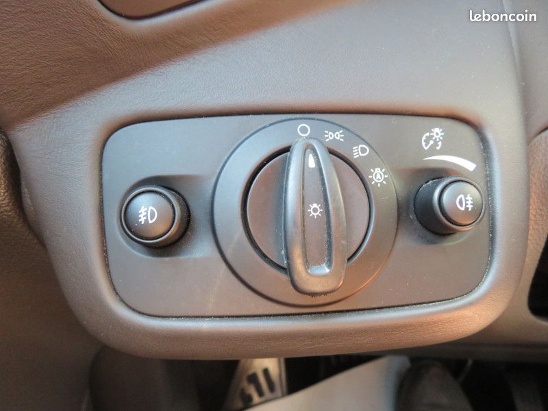 Ford KUGA 2.0 TDCI 150CH STOP&START VIGNALE 4X4 POWERSHIFT + ATTELAGE (image 19)