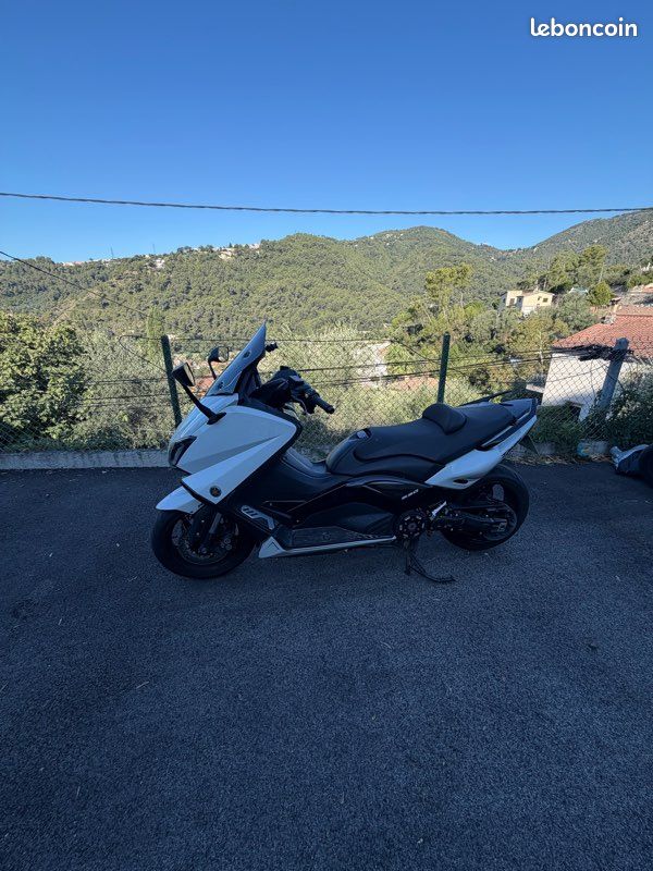 Tmax 530 2015 (image 2)