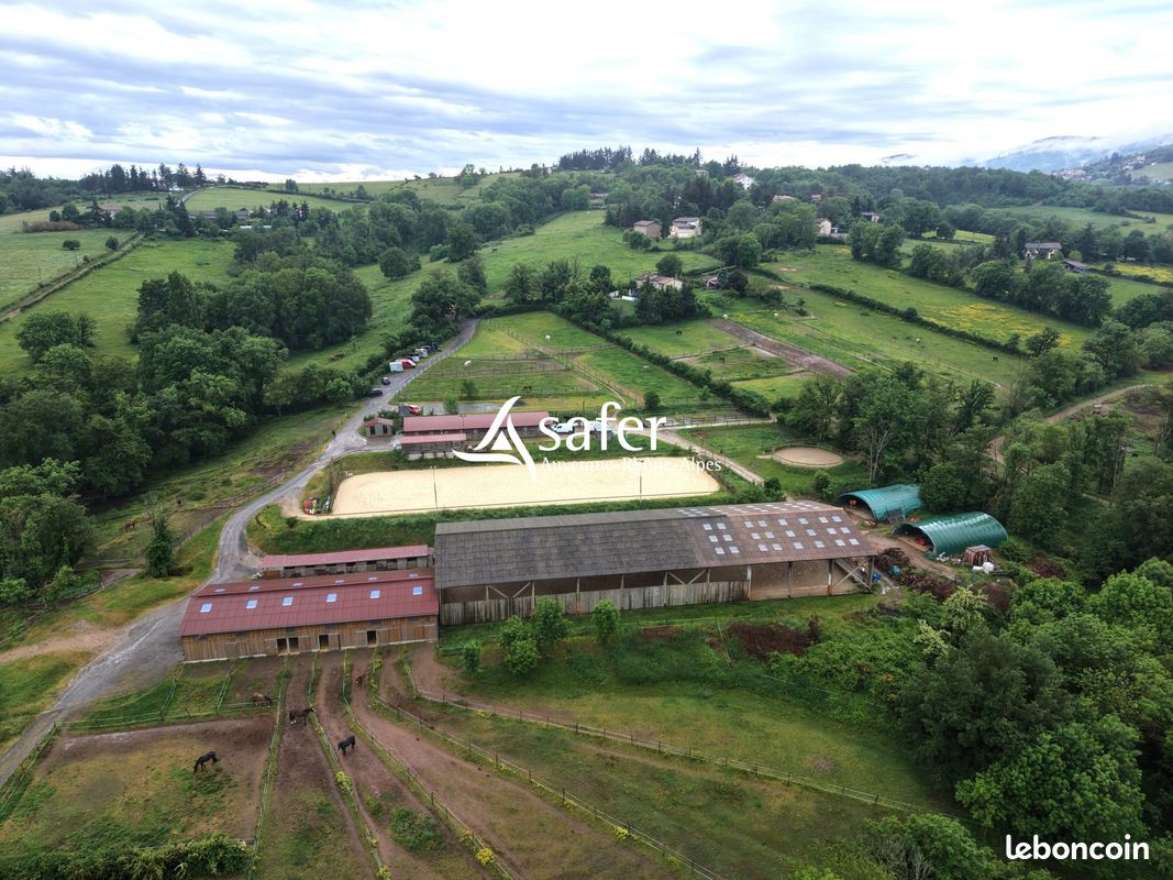 Maison 5 pièces 180 m² · à Pollionnay · 180 m² · 1 300 000 €