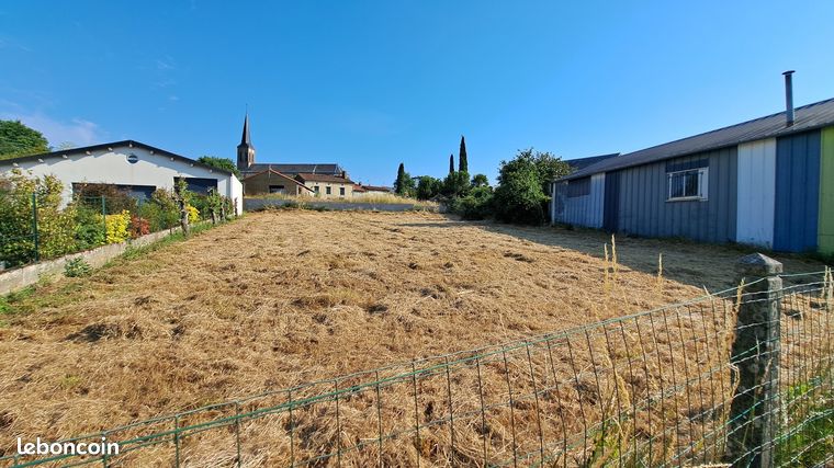 Terrain 801 m² Saint-Pardoux-Soutiers