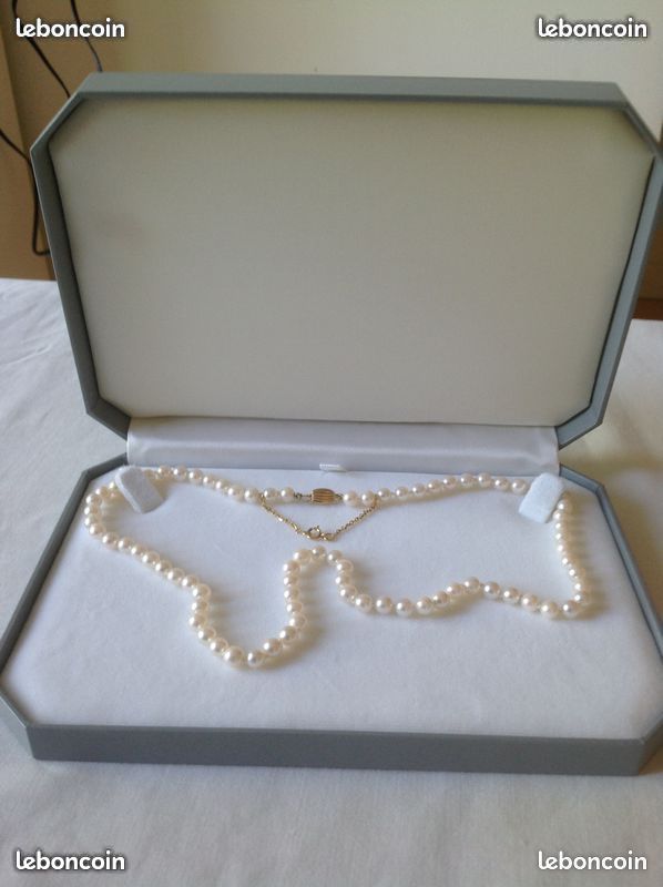 Collier En Or 18 Carats Avec Perles De Culture – Poids 20,17 G – Bijou Précieux Occasion – Sans Marque