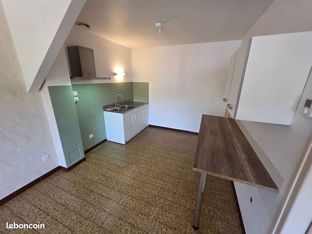 Appartement 2 pièces 59 m² · à Izernore · 59 m² · 490 €/mois