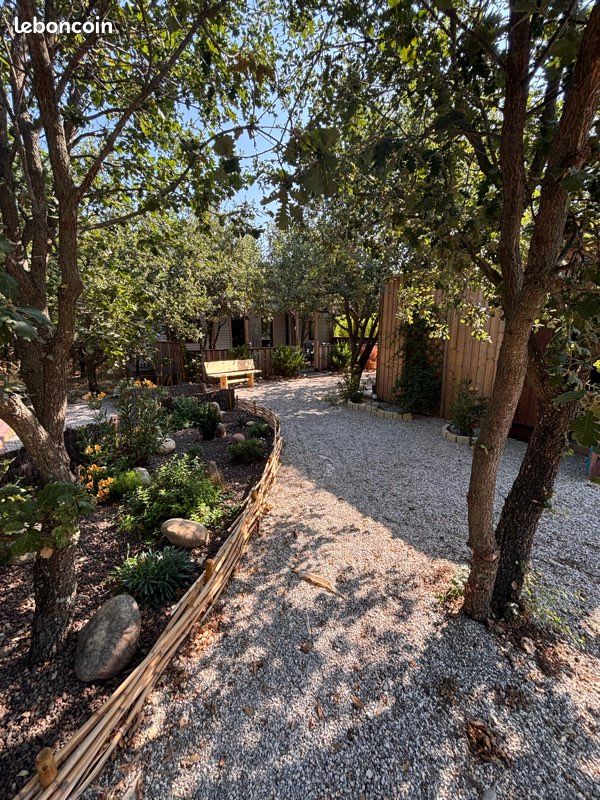 Terrain 3900 m² · à Thuir · 128 000 €