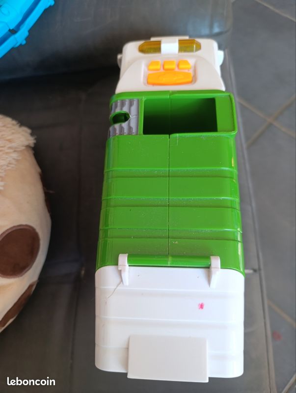 Voiture camion poubelle (image 4)