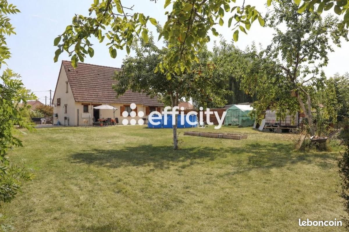 Maison 6 pièces 140 m² · à La Haye-Malherbe · 140 m² · 259 000 €