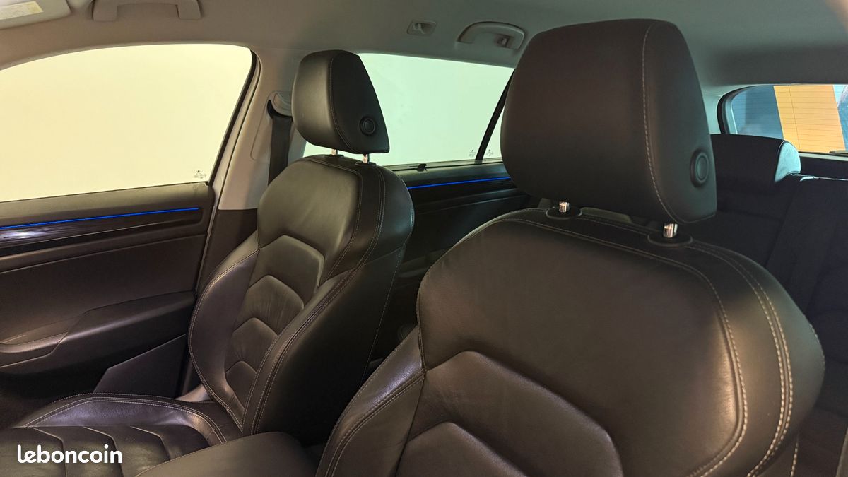 Skoda kodiaq 2.0 tdi 150 scr active 4x2 dsg bva + crochet d'attelage + camera 360 + 4 pneus (image 5)