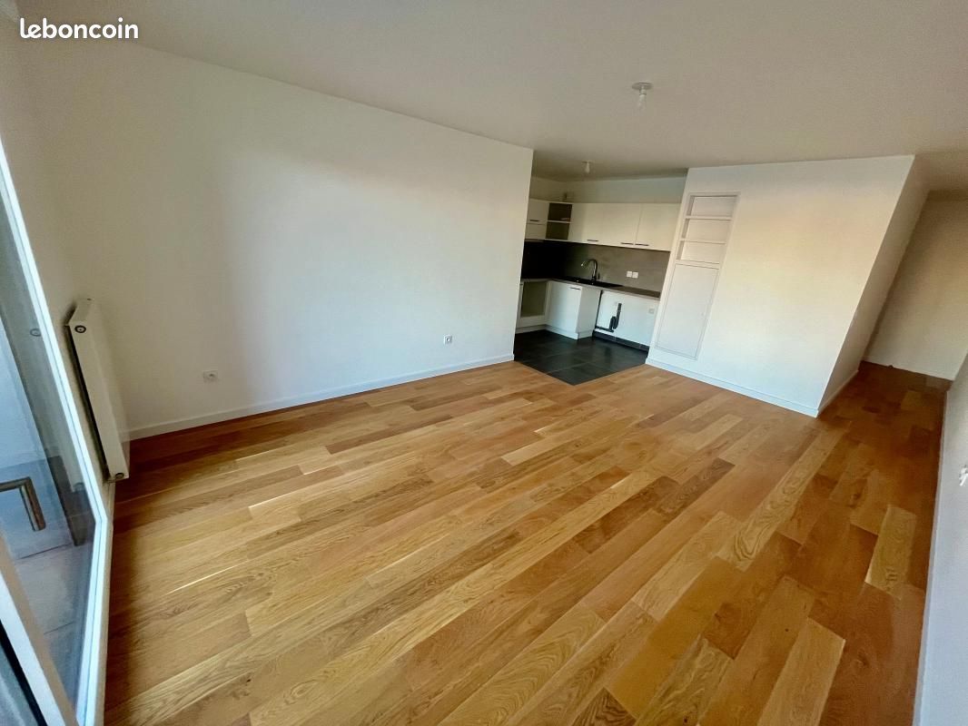 Appartement 3 pièces 60 m² · à Clichy · 60 m² · 1 598 €/mois