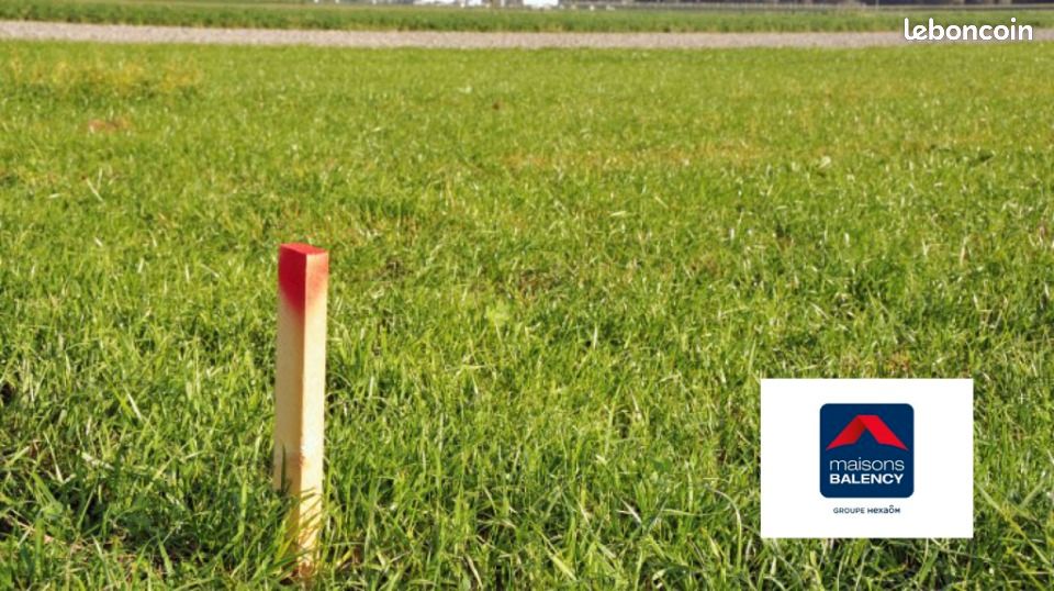 Terrain 709 m² Le Bocasse · 64 000 €