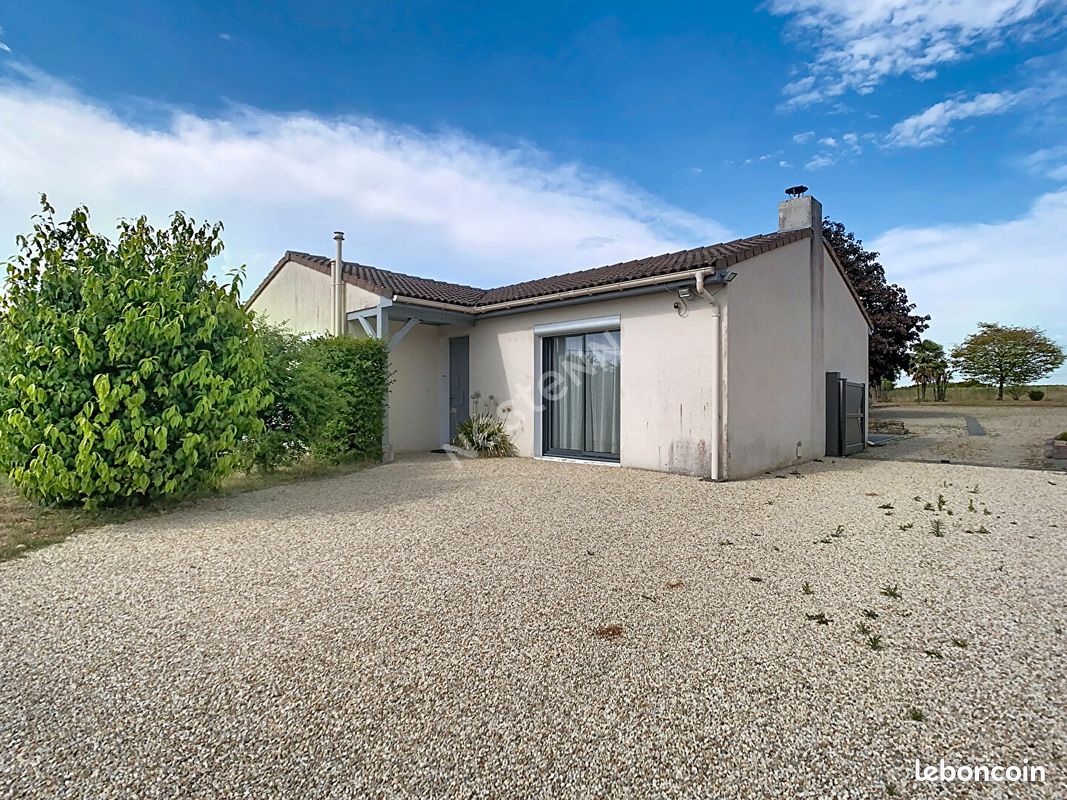 Maison 4 pièces 90 m² · à Le Pallet · 90 m² · 284 800 €