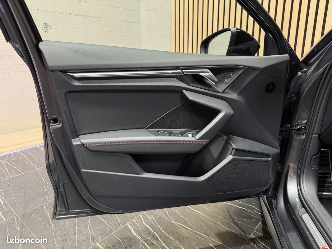 AUDI S3 SPORTBACK Quattro 2.0 310 S-tronic 8Y IMMAT FRANCE SUPERBE CONFIGURATION TOIT OUVRANT (image 24)