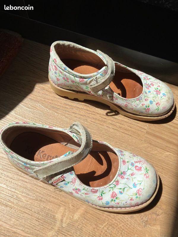 Babies Kickers blanches à fleurs, pointure 32 (image 2)
