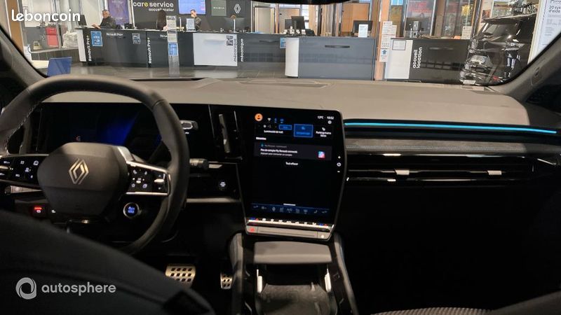 Renault Austral 1.2 E-Tech full hybrid 200ch esprit Alpine - 25 (image 11)