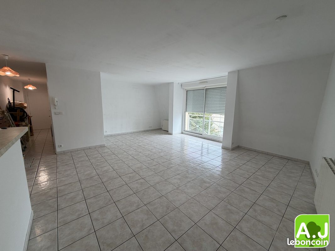 Appartement 4 pièces 74 m² · à Ézy-sur-Eure · 74 m² · 177 000 €
