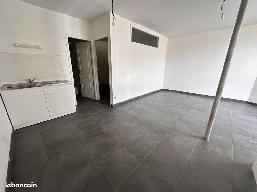Appartement 1 pièce 41 m² · à Dole · 41 m² · 431 €