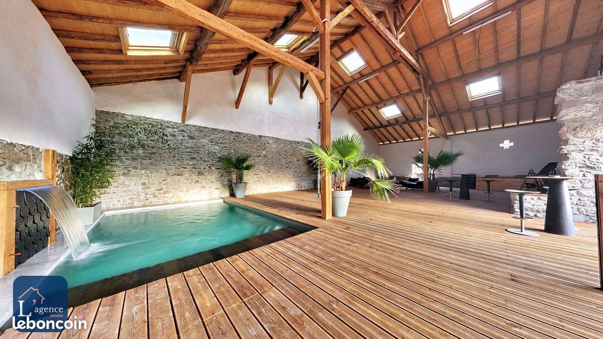 Maison 7 pièces 499 m² · à Sciez · 499 m² · 1 295 000 €
