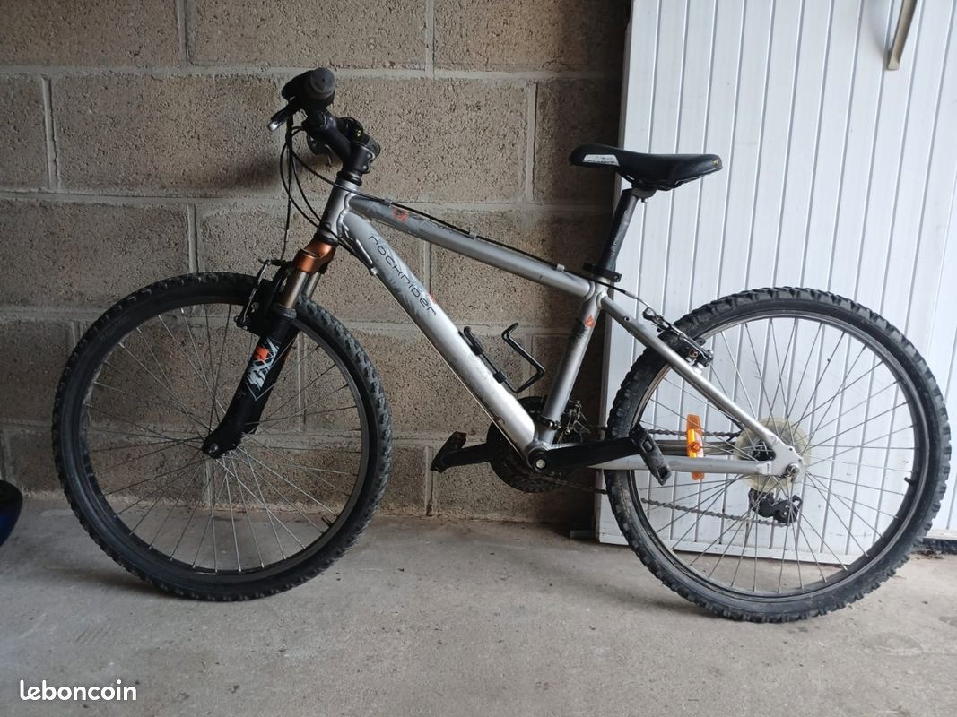 Vends vélo enfant 10-11 ans (image 1)